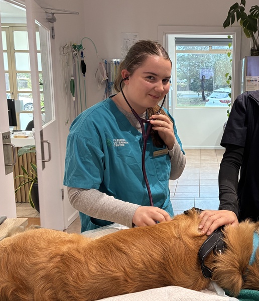 Nora Munro @ Fleuireu Veterinary Centre